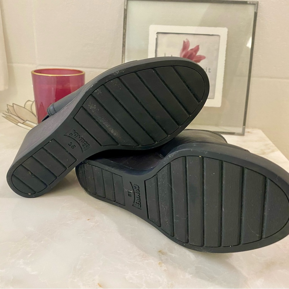 🎉HP🎉 EUC Camper wedges - Picture 4 of 15